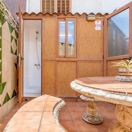 Beach Front Home In Platja D'Aro With Wifi *
