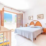 Сasa de vacaciones Beach Front Home In Platja D'Aro With Wifi