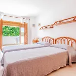 Beach Front Home In Platja D'Aro With Wifi
